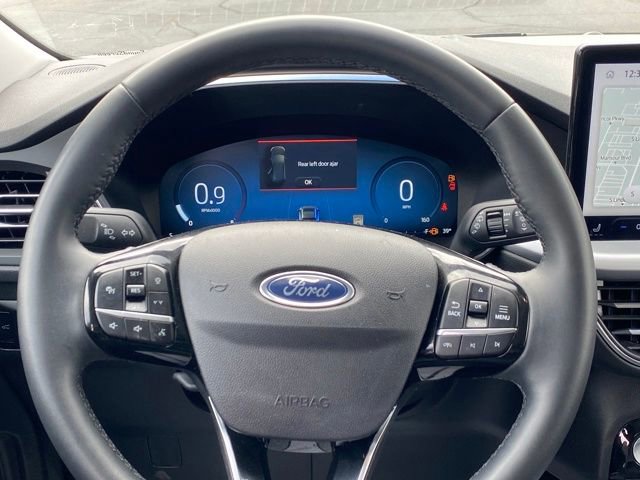 Used 2024 Ford Escape Platinum image 8