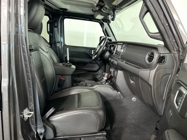 Used 2023 Jeep Wrangler Unlimited Sahara w/ Cold Weather Group image 28