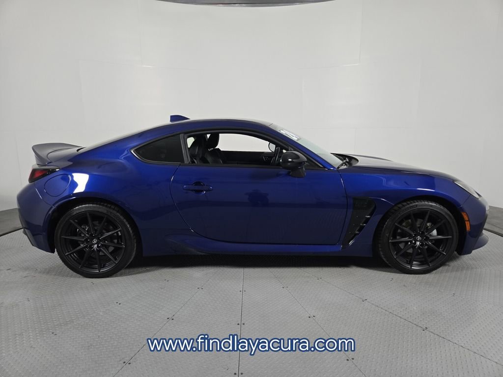 Used 2024 Toyota GR86 Premium RWD image 9