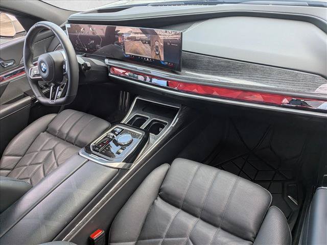 Used 2024 BMW 760i xDrive w/ Premium Package 2 AWD/4WD image 20