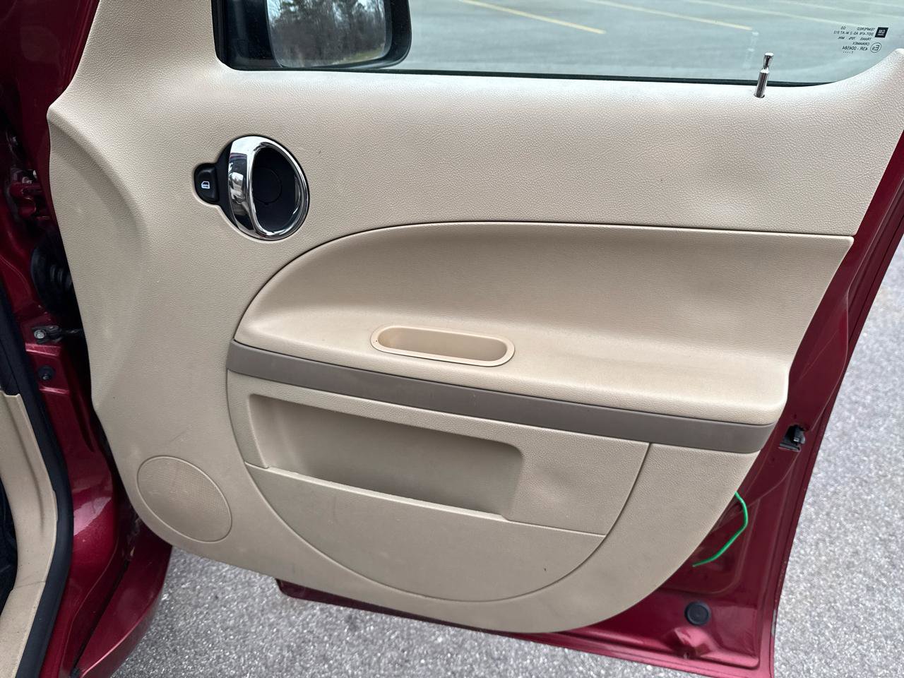 Used 2008 Chevrolet HHR LS image 17