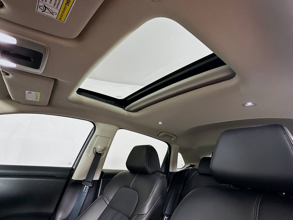 Certified 2025 Honda HR-V EX-L image 11