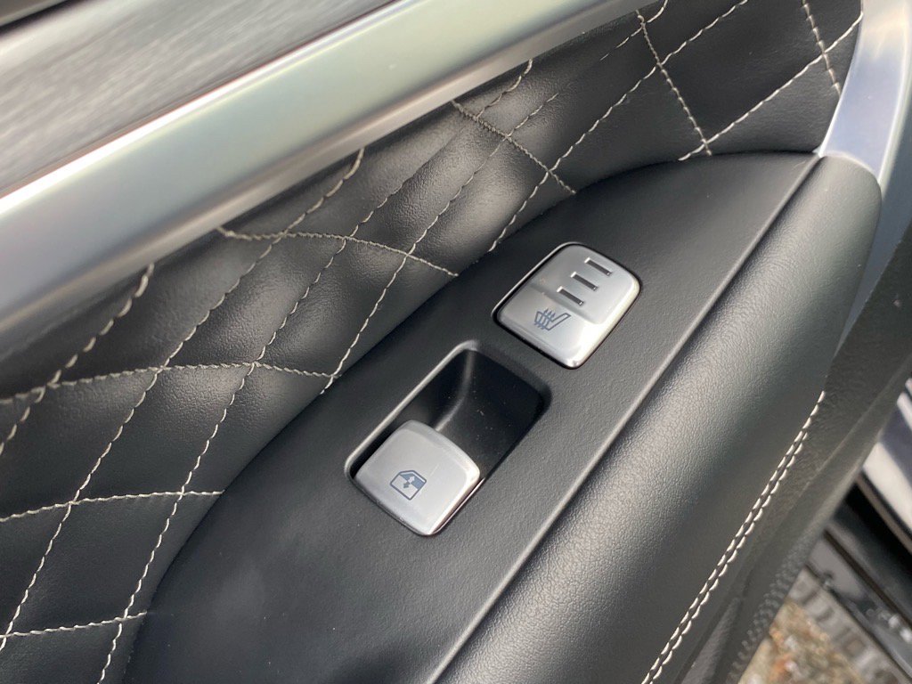 Used 2021 Genesis G70 3.3T w/ Sport Package image 24