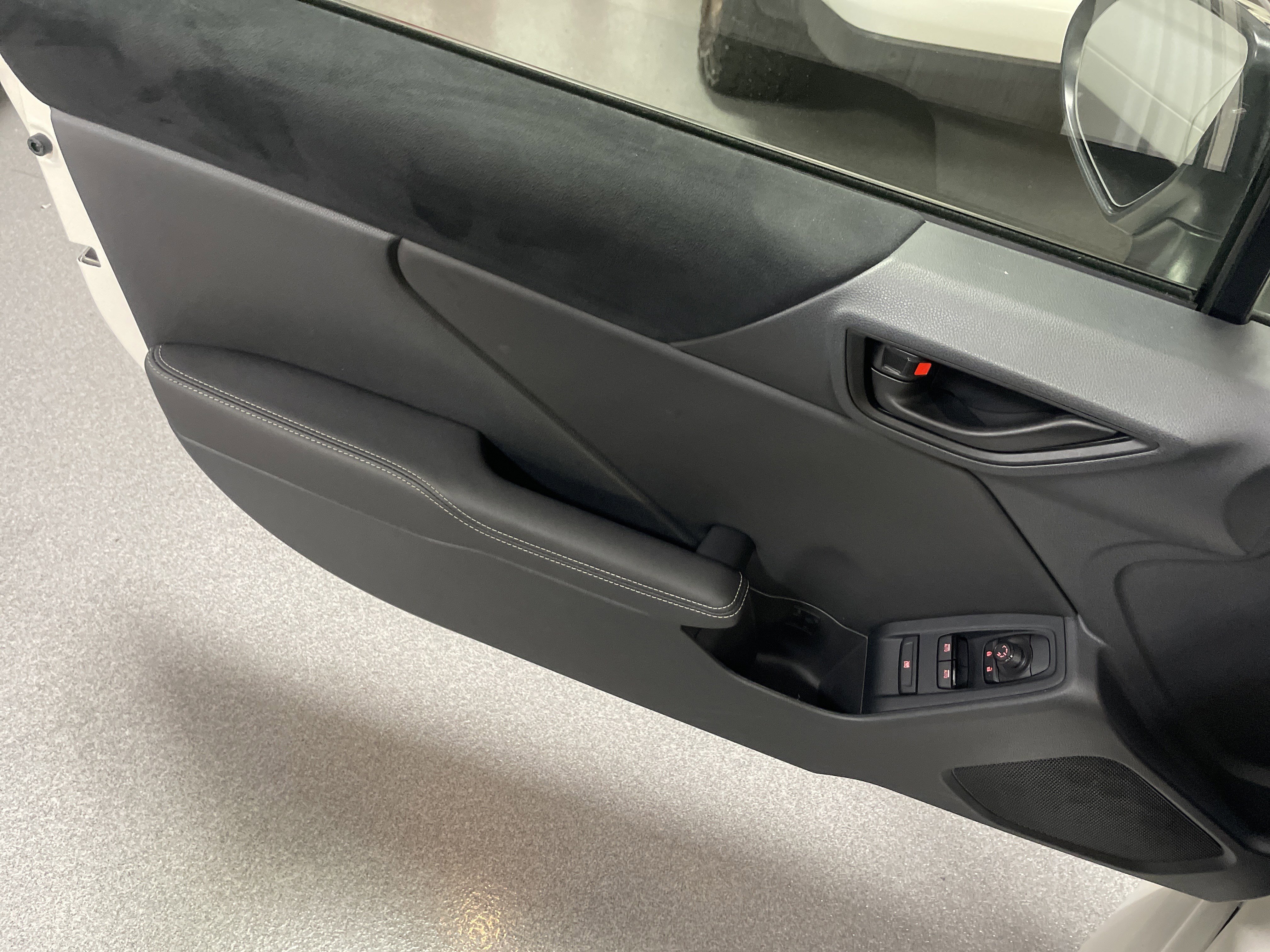 Certified 2025 Toyota GR86 Premium image 14