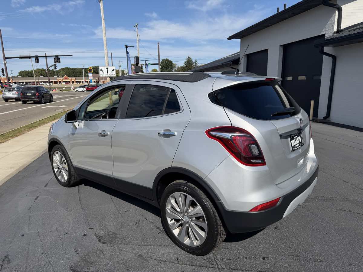 Used 2019 Buick Encore Preferred FWD image 3