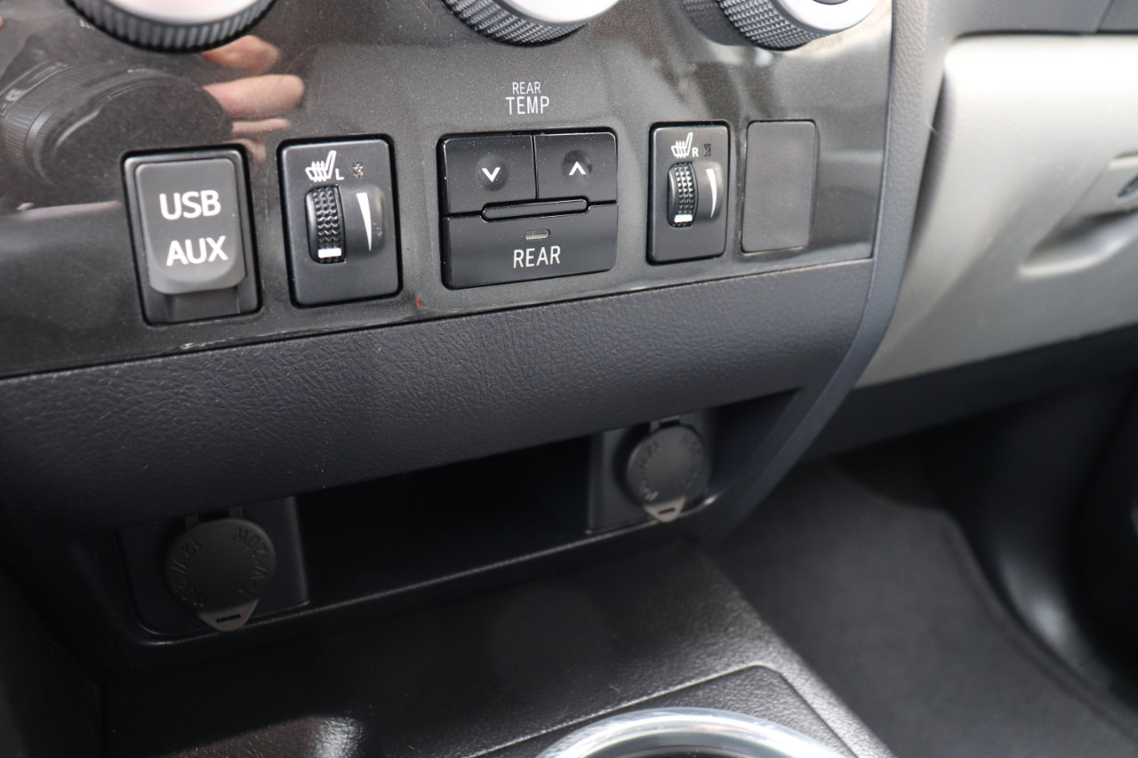 Used 2018 Toyota Sequoia Limited image 60