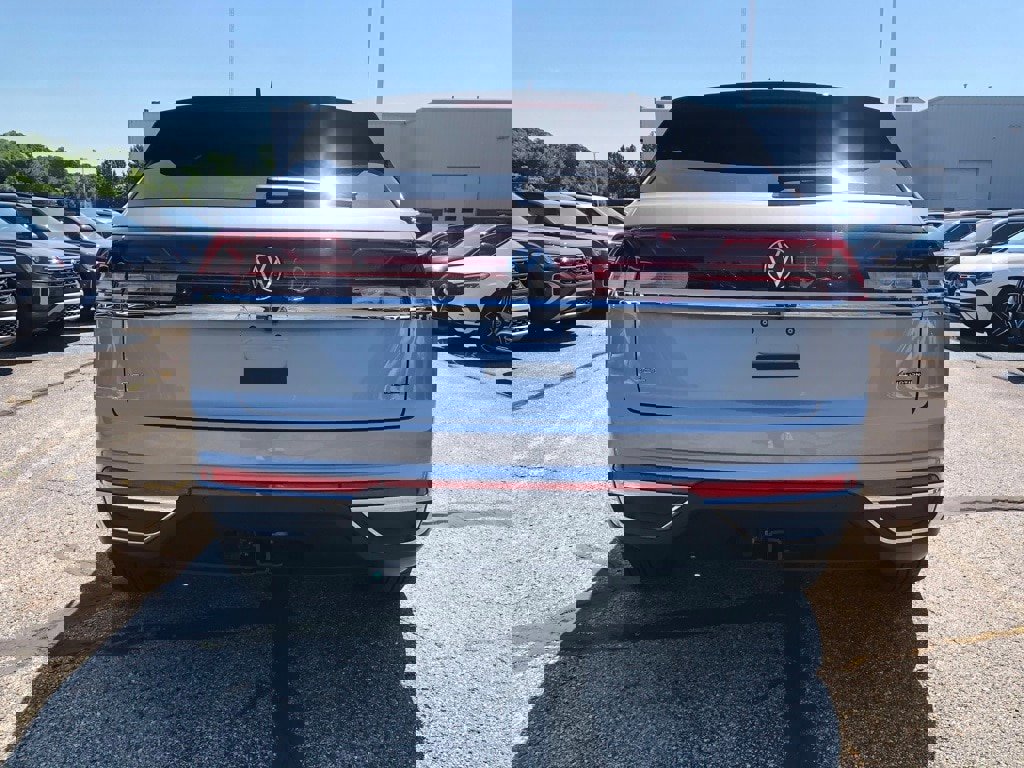 New 2025 Volkswagen Atlas Cross Sport SEL image 5