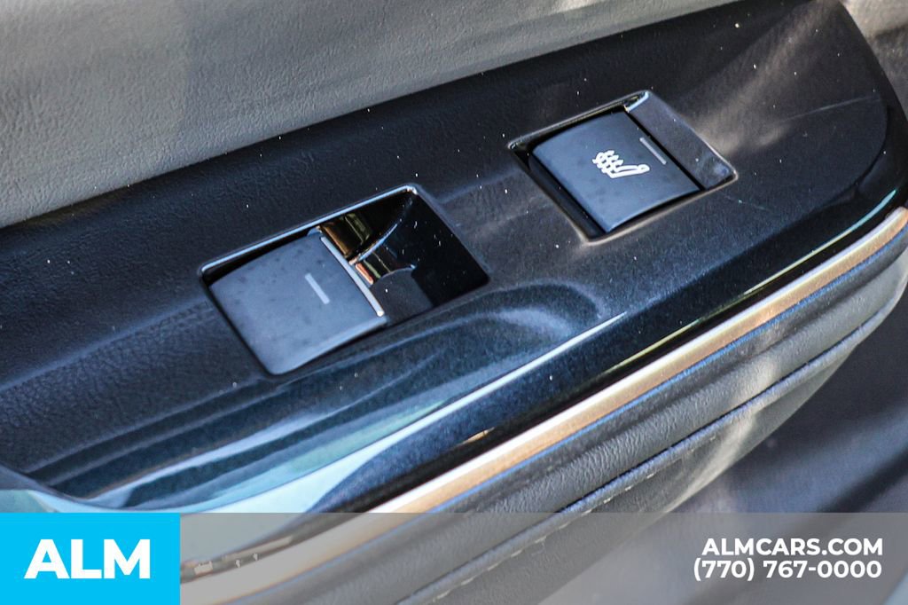 Used 2025 Toyota Crown Signia image 56