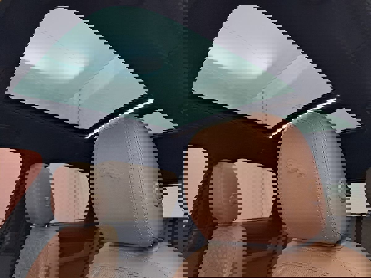 Used 2021 Jaguar F-PACE S image 7