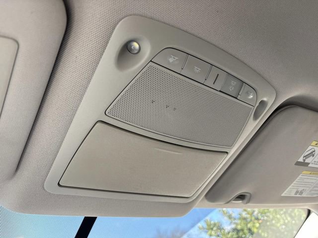 Used 2015 Nissan Rogue SV image 35