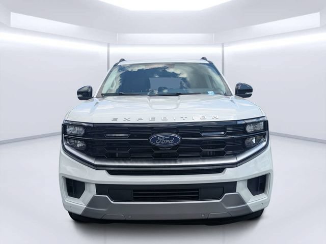 Used 2025 Ford Expedition Max Platinum w/ Platinum Ultimate Package AWD/4WD image 8