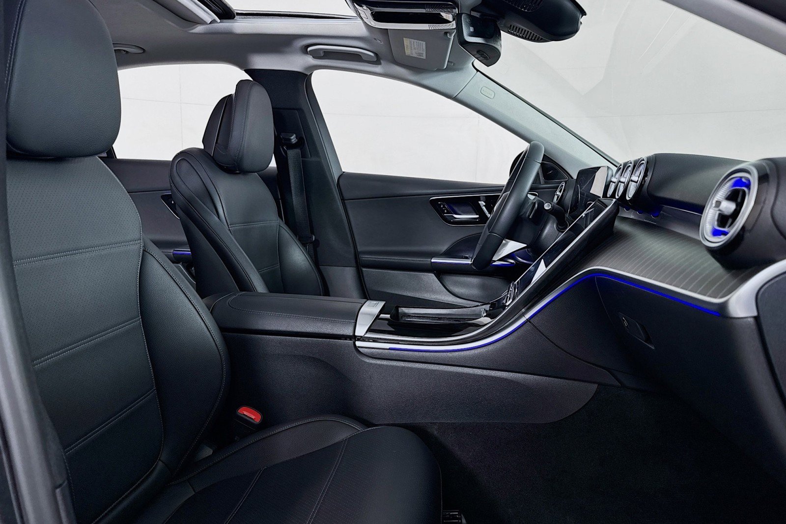 Certified 2023 Mercedes-Benz C 300 Sedan image 8