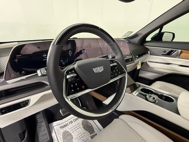 New 2026 Cadillac Vistiq Luxury image 17