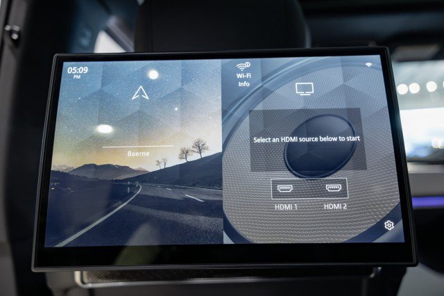 Used 2025 Land Rover Range Rover Autobiography image 40