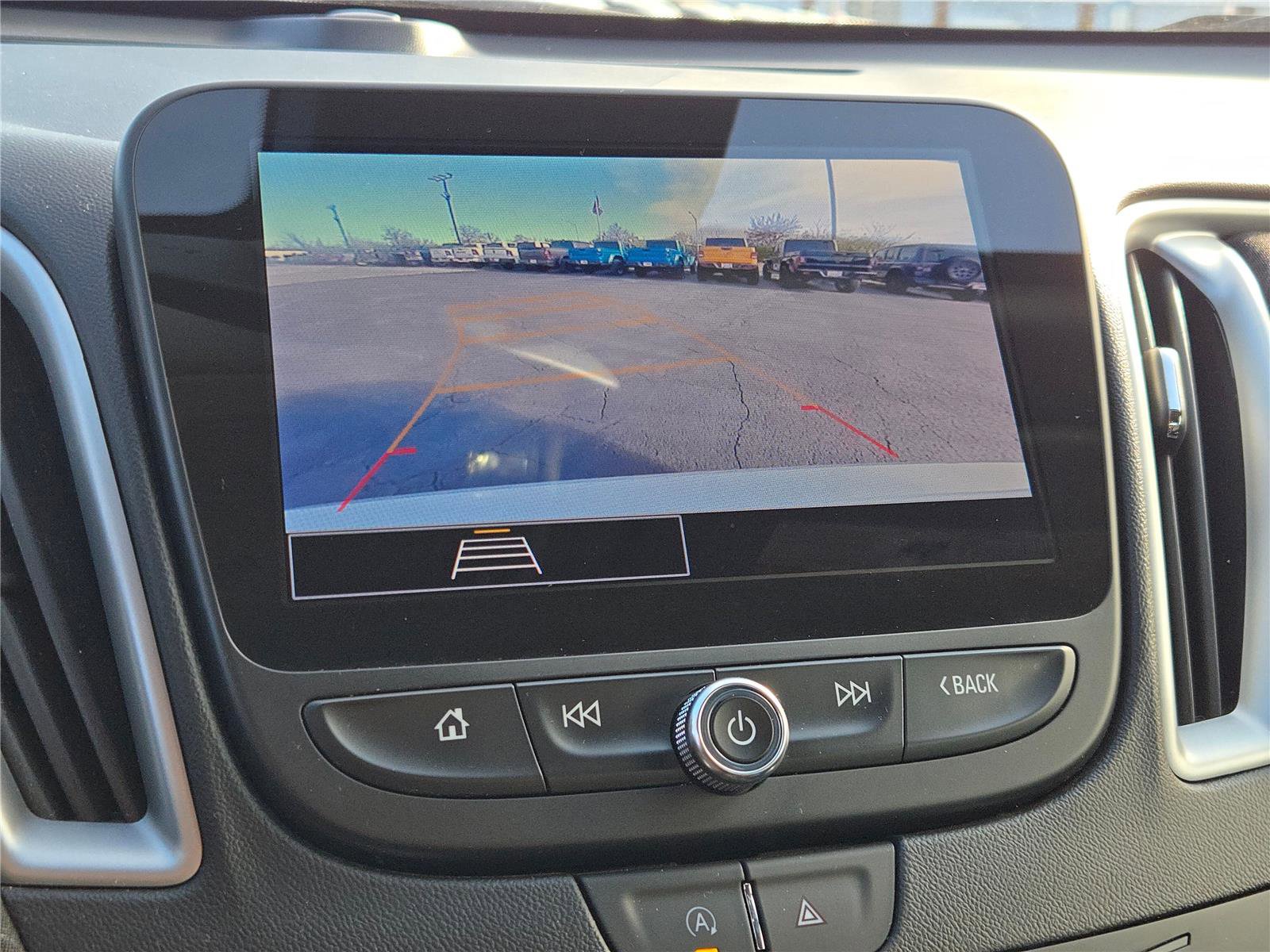 Used 2024 Chevrolet Malibu LT image 30