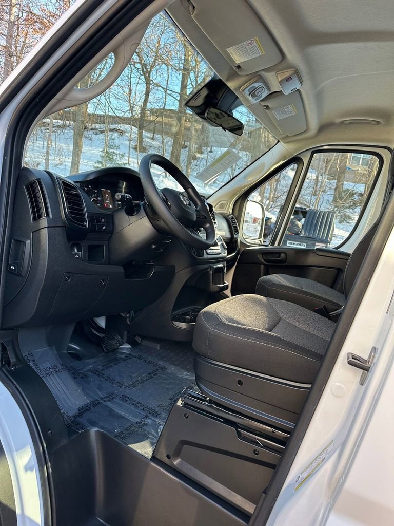 Used 2023 RAM ProMaster 2500 image 9