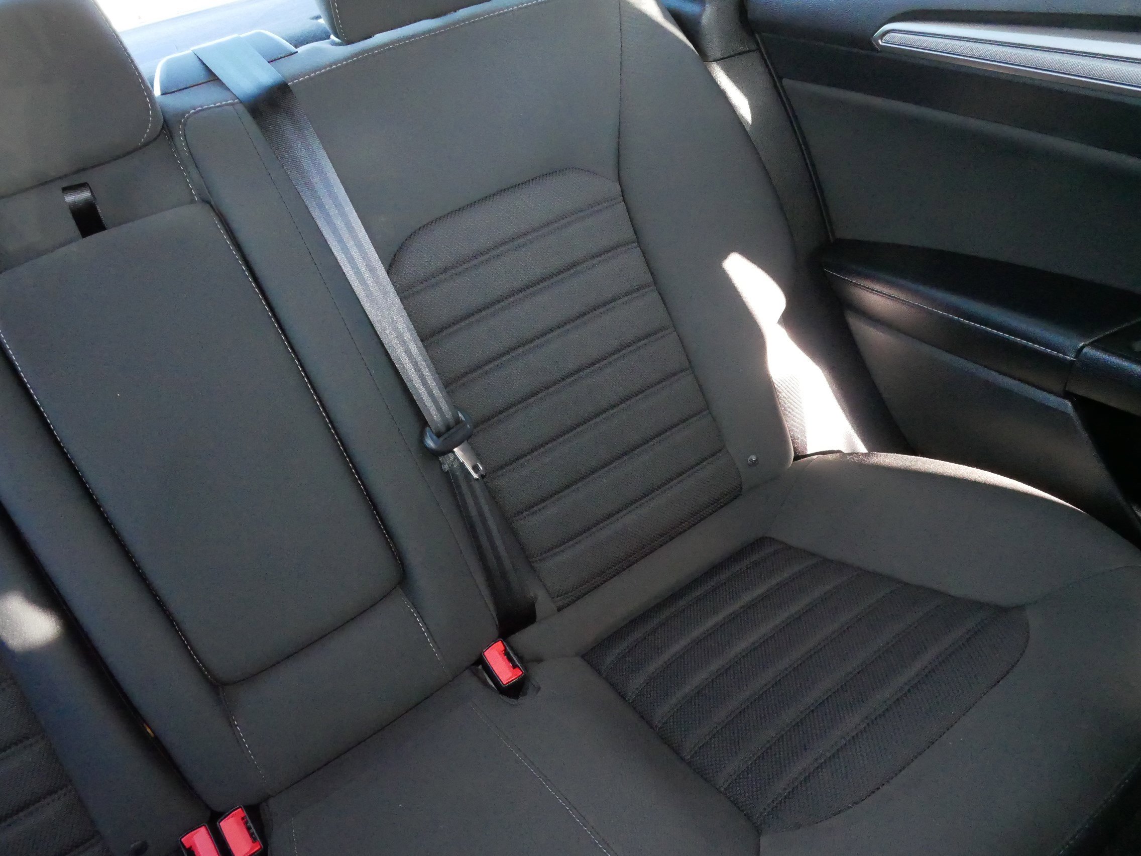 Used 2018 Ford Fusion SE image 14