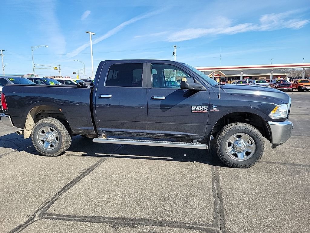 Used 2018 RAM 2500 SLT AWD/4WD image 4