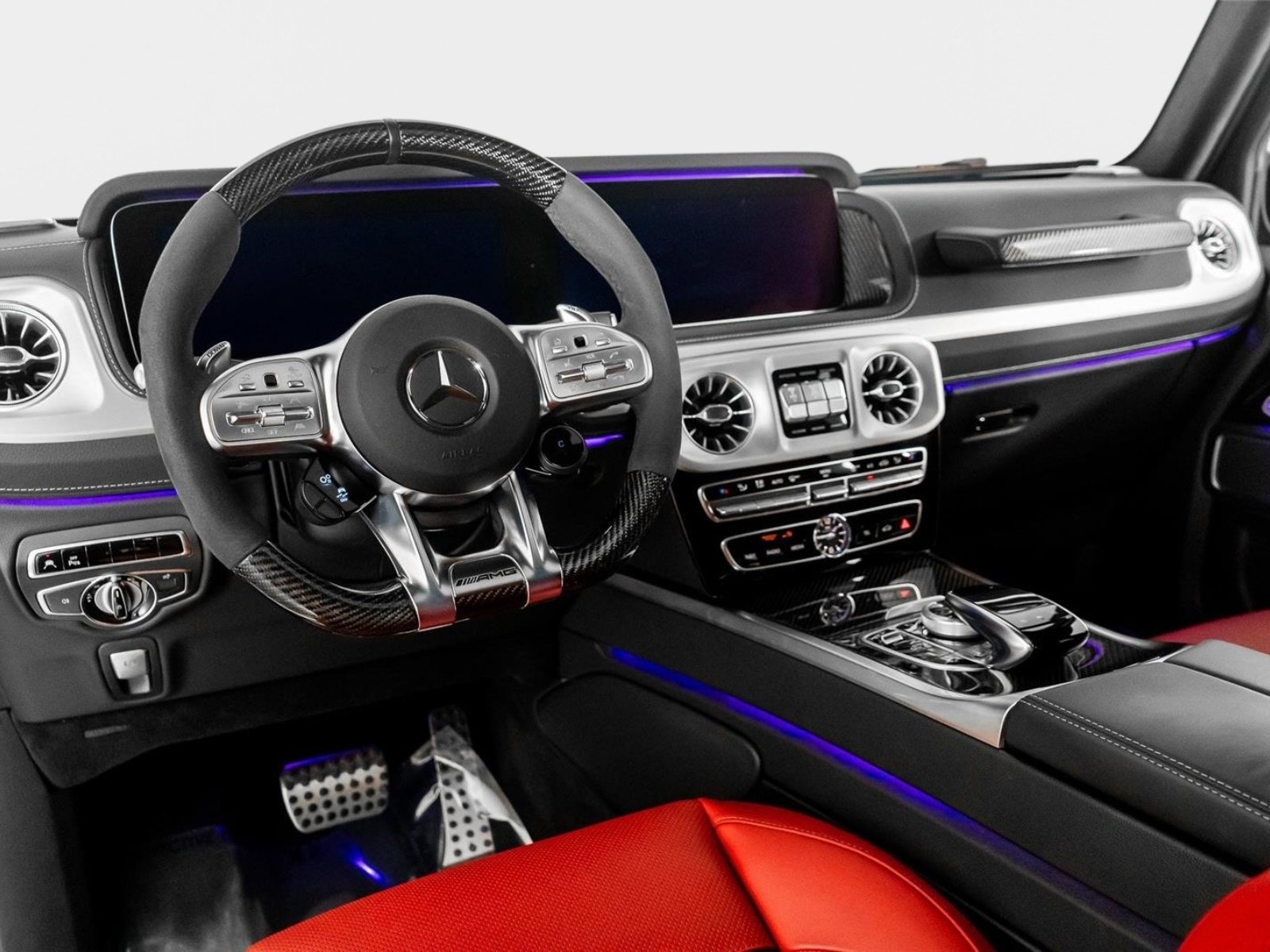 Used 2024 Mercedes-Benz G 63 AMG 4MATIC image 2