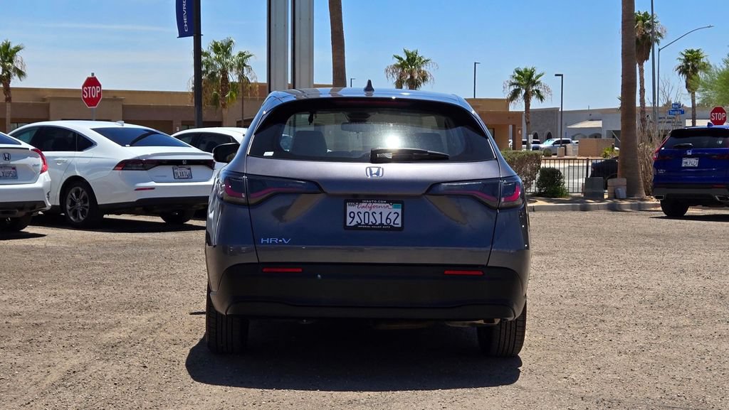 Used 2025 Honda HR-V LX image 5