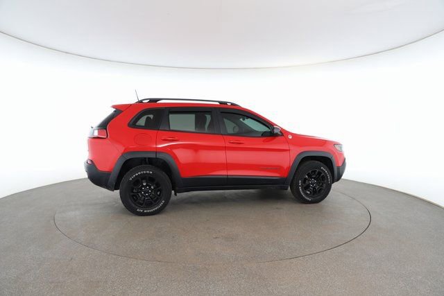 Used 2019 Jeep Cherokee Trailhawk w/ Cold Weather Group image 21