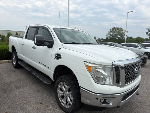 Used 2017 Nissan Titan XD AWD/4WD image 2