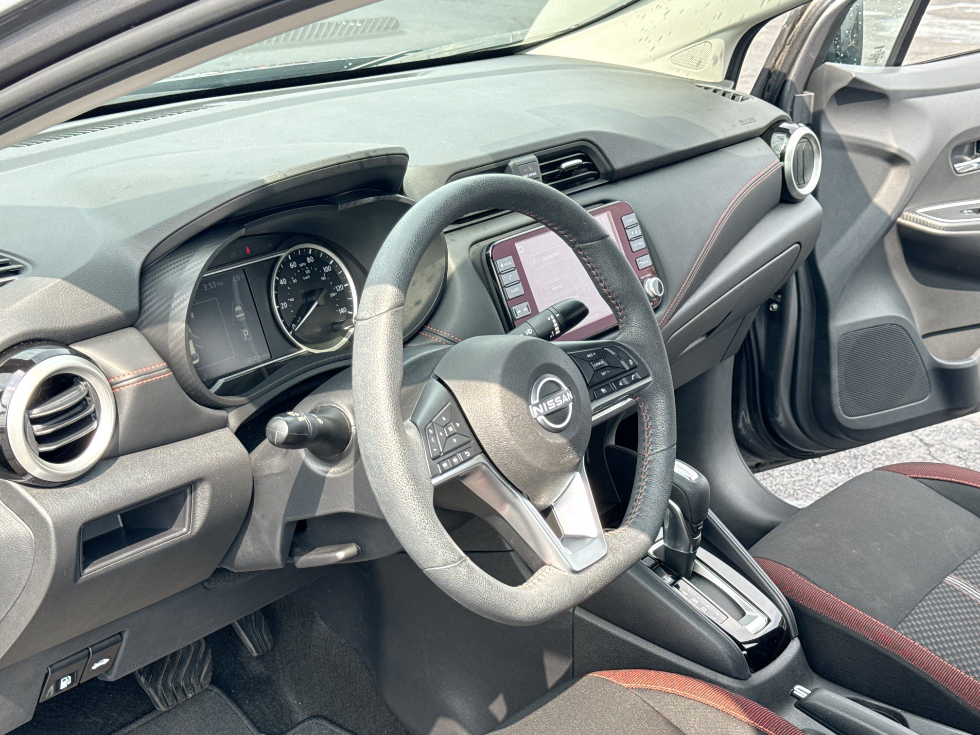 Certified 2024 Nissan Versa SR w/ Trunk Package FWD image 11