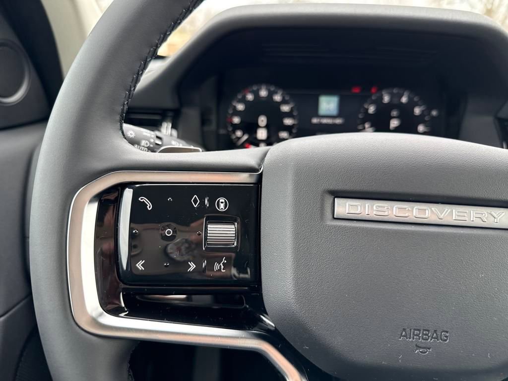 Used 2025 Land Rover Discovery Sport S AWD/4WD image 22