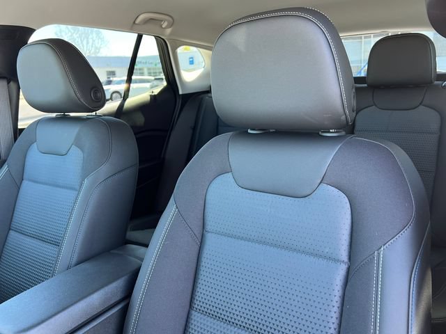 New 2026 Chevrolet Trax LT w/ LT Convenience Package FWD image 9
