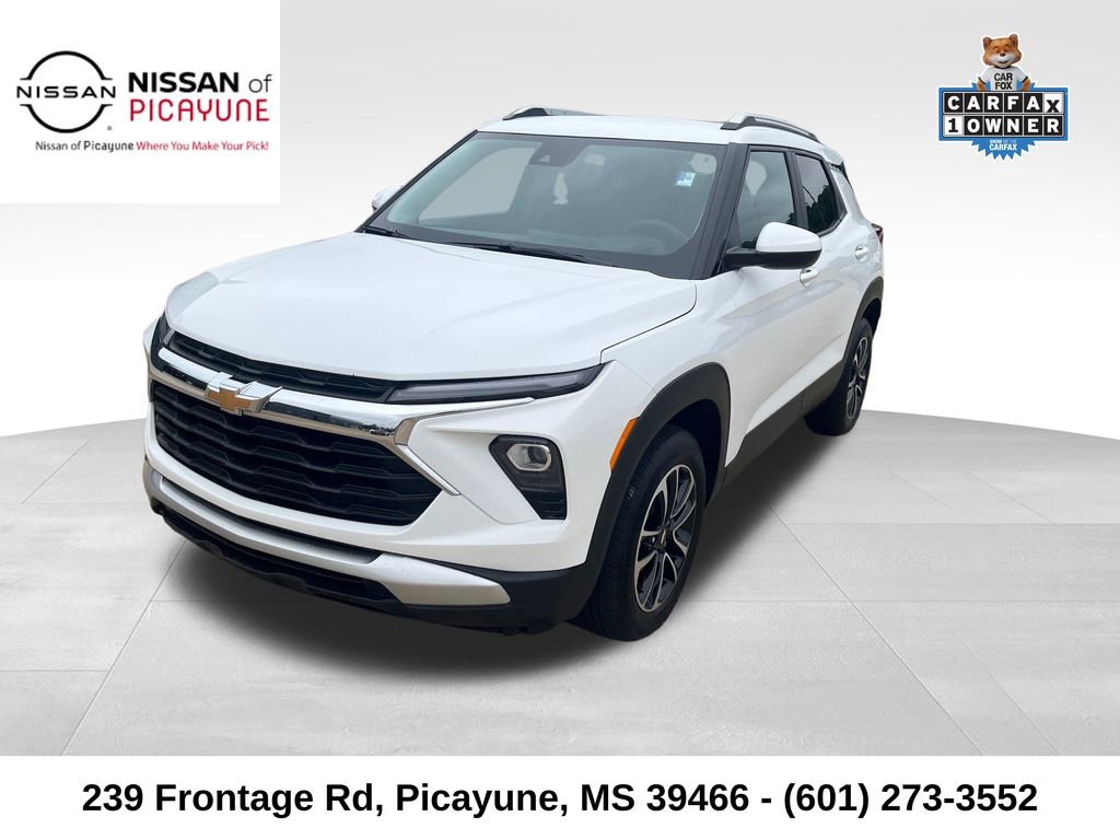 Used 2025 Chevrolet TrailBlazer LT AWD/4WD image 1