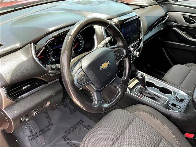 Used 2020 Chevrolet Traverse LT FWD image 14