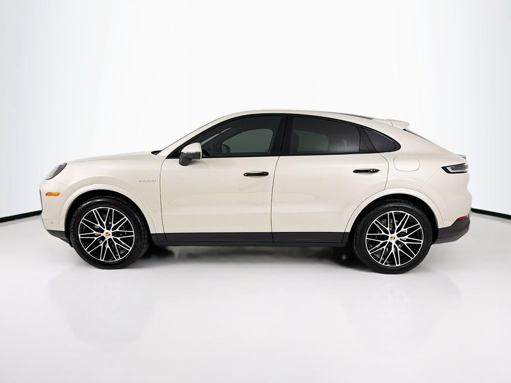 New 2026 Porsche Cayenne E-Hybrid Coupe AWD/4WD image 2