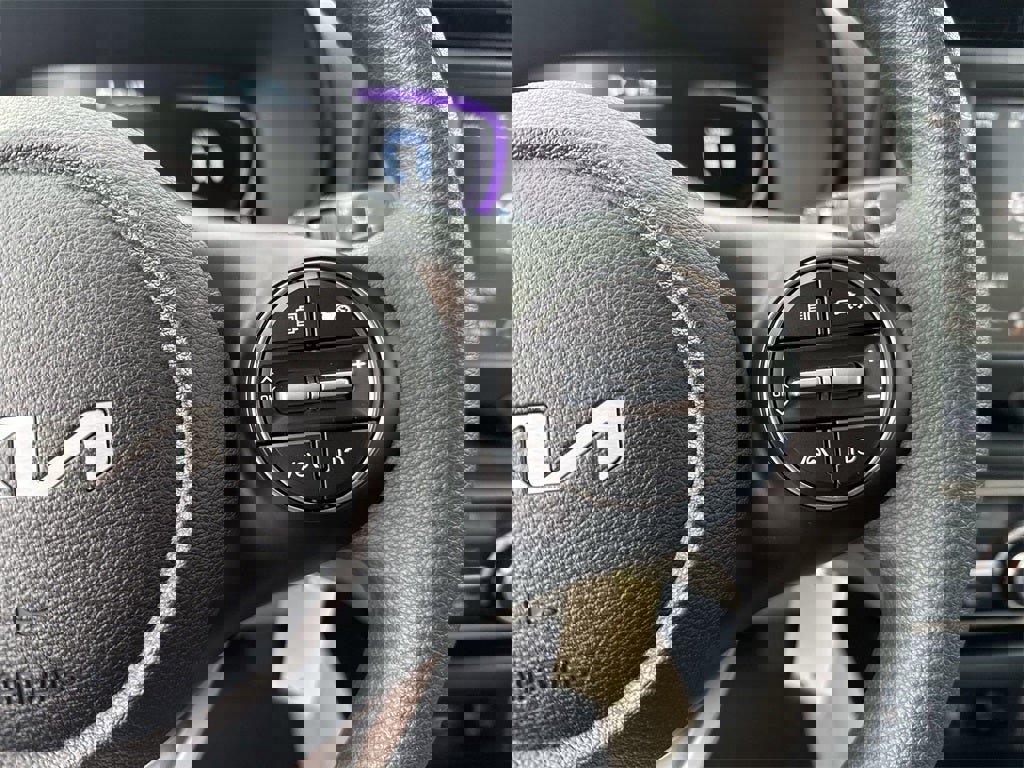 New 2025 Kia Soul LX image 17