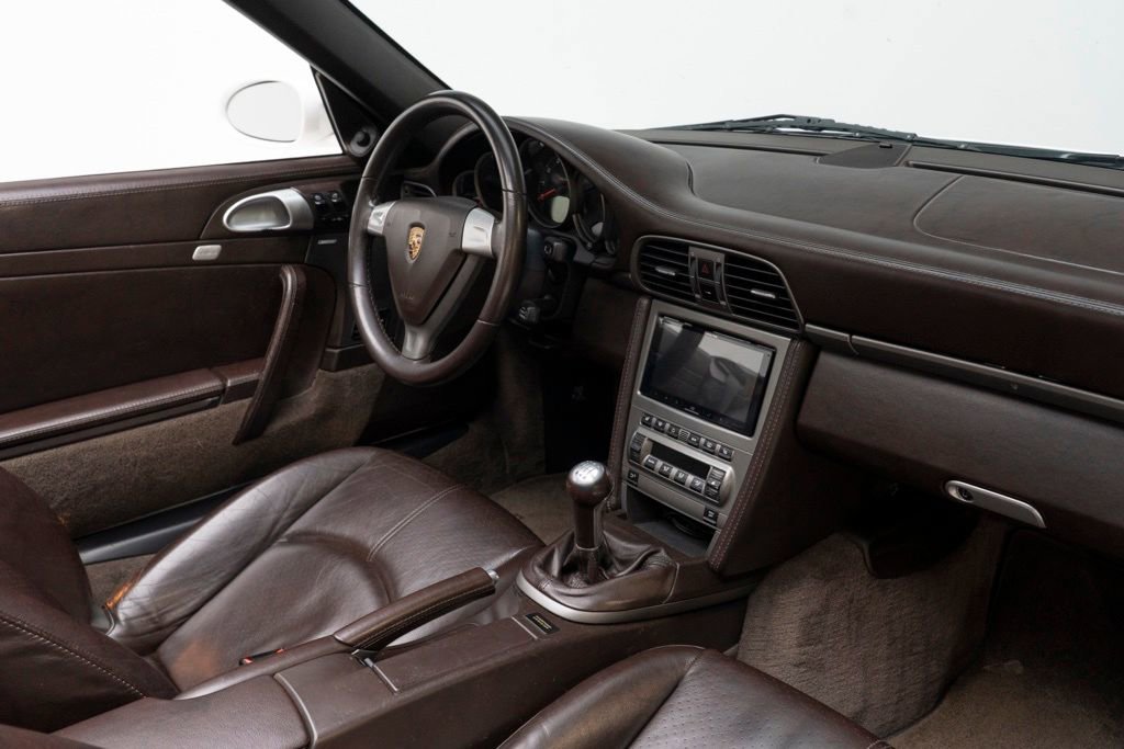 Used 2006 Porsche 911 Carrera image 40