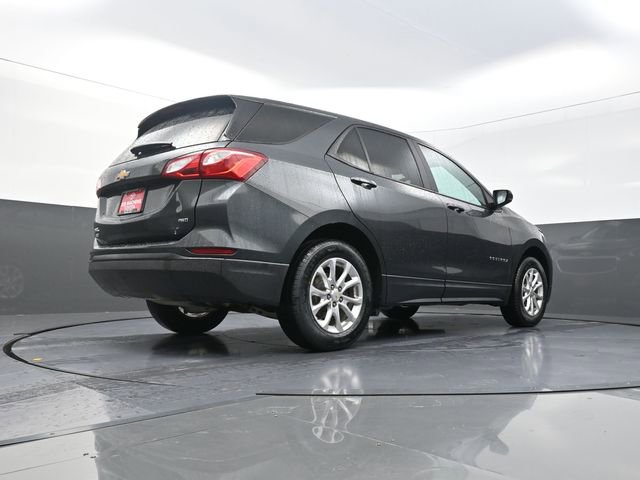 Used 2020 Chevrolet Equinox LS w/ LS Convenience Package AWD/4WD image 7