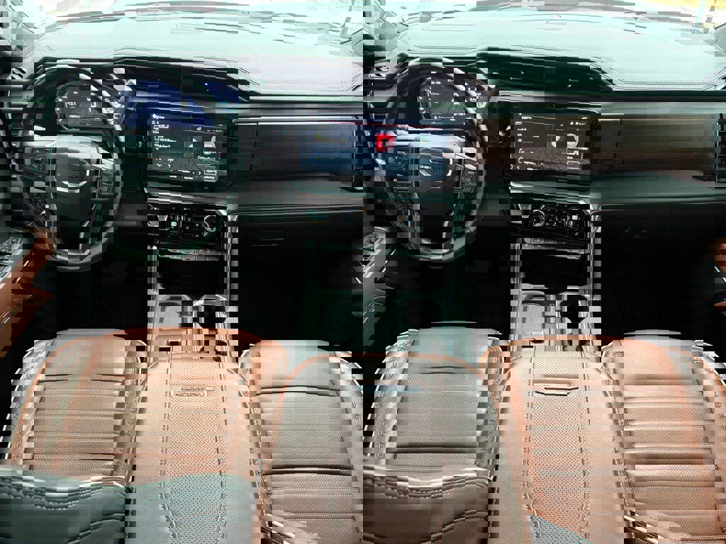 Used 2025 GMC Sierra 2500 Denali Ultimate image 28