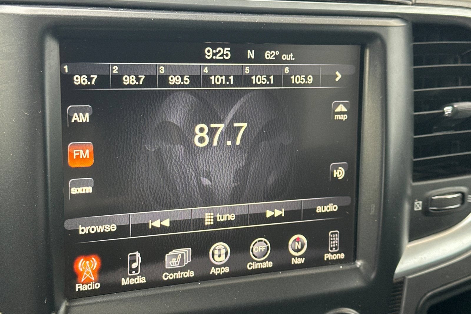 Used 2017 RAM 1500 Limited AWD/4WD image 14