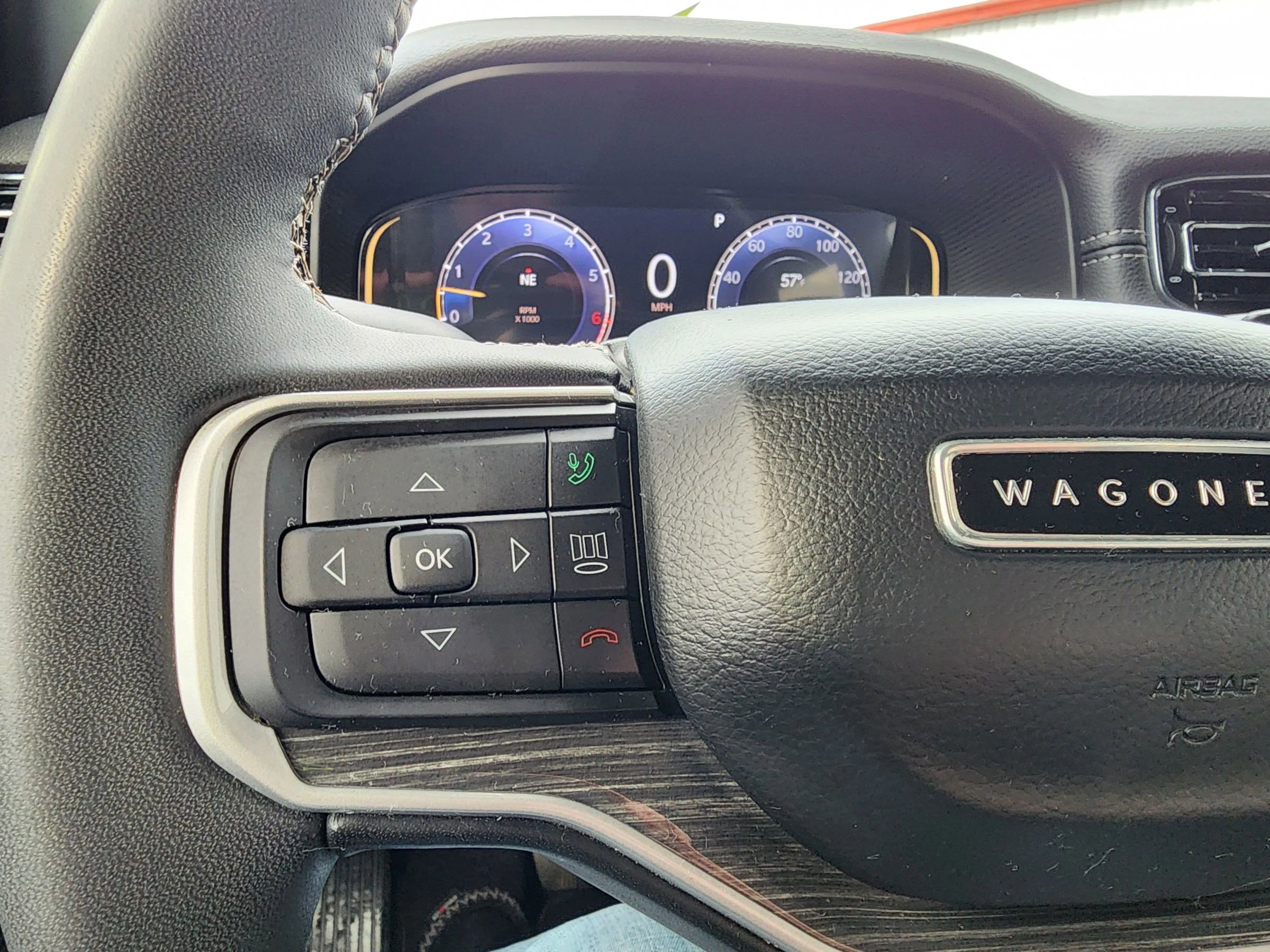Used 2022 Jeep Wagoneer Series II AWD/4WD image 36