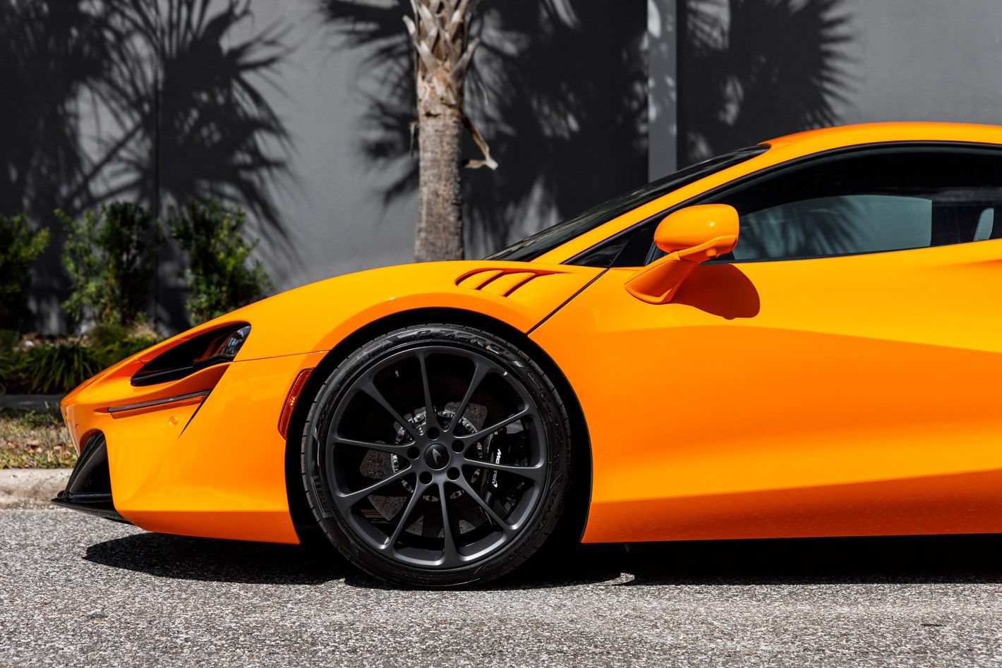 New 2026 McLaren Artura RWD image 21