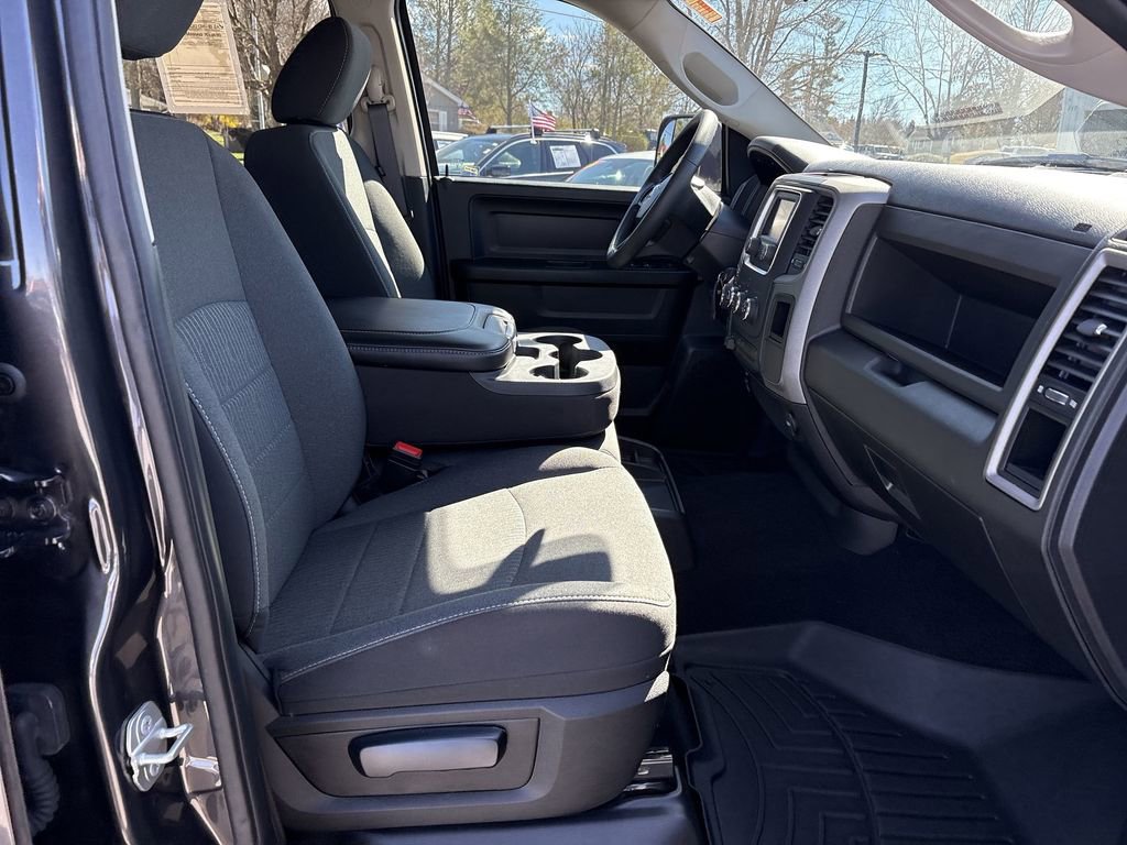 Used 2024 RAM 1500 Tradesman w/ Tradesman SXT Package image 28