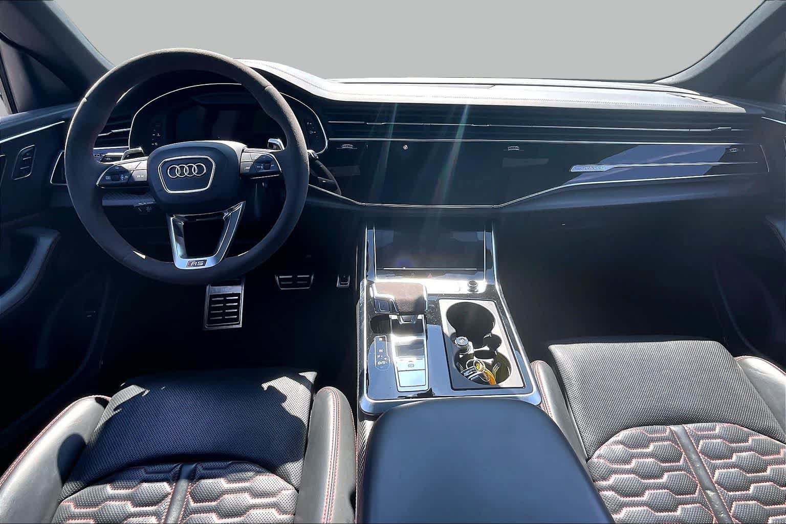 Used 2023 Audi RS Q8 AWD/4WD image 15