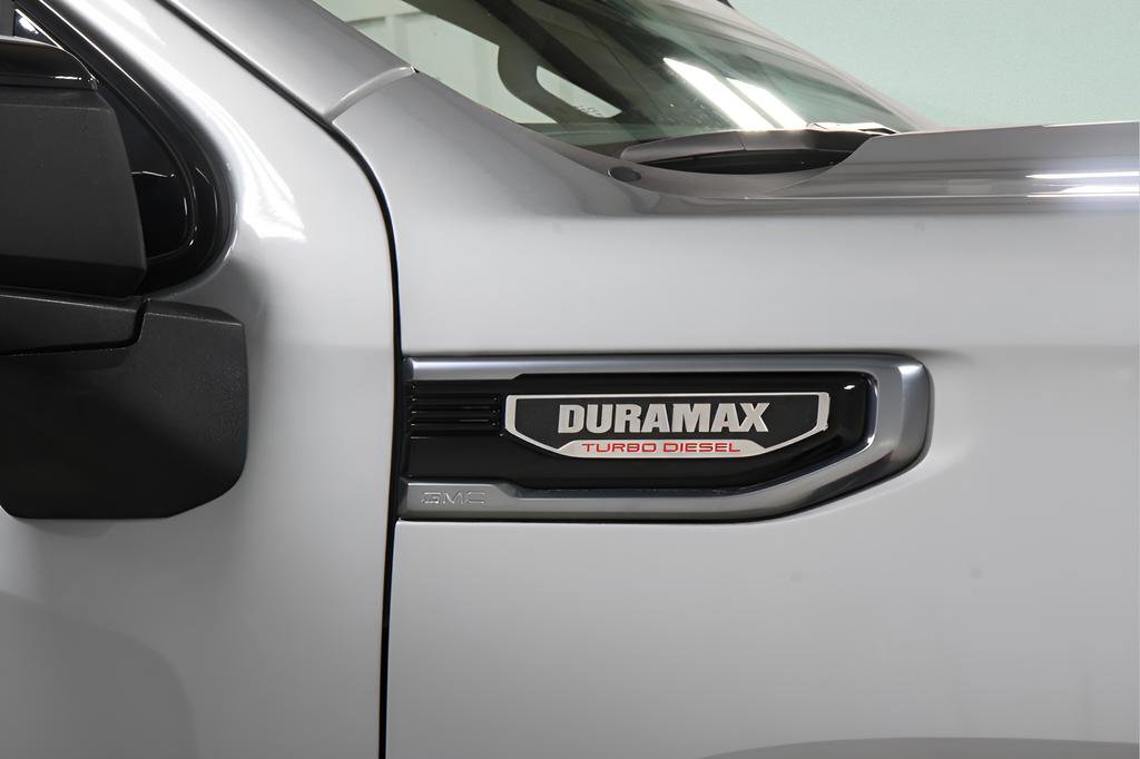 Used 2025 GMC Sierra 1500 AT4 w/ AT4 Premium Package image 15