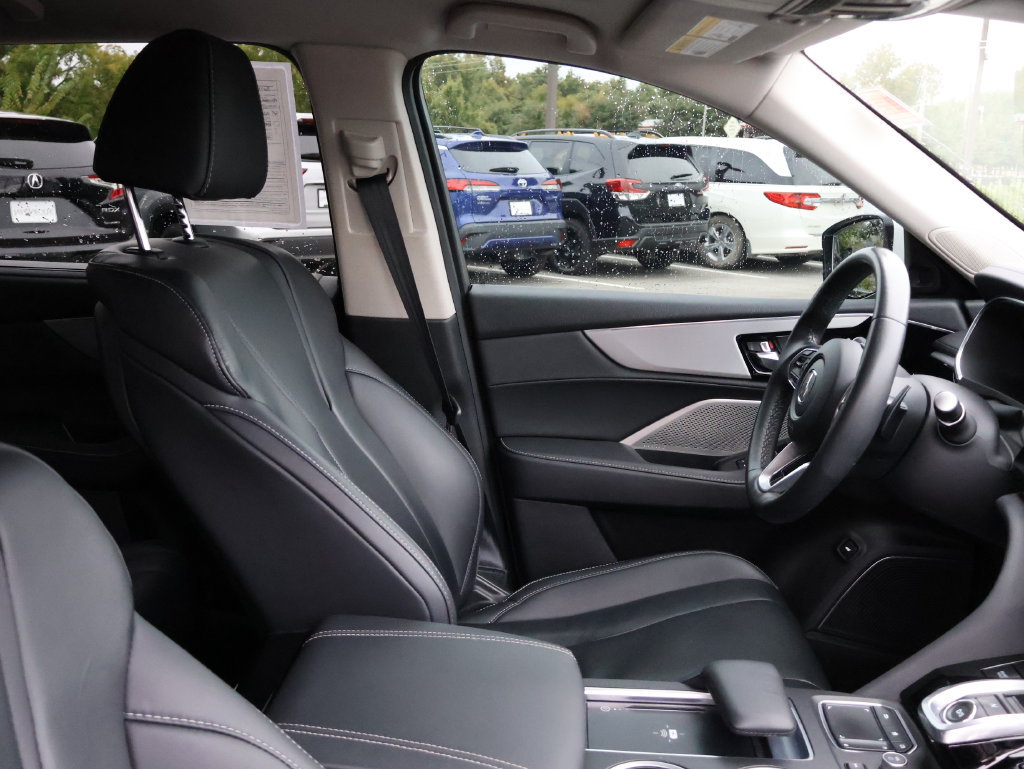 Used 2024 Acura MDX w/ Technology Package AWD/4WD image 8