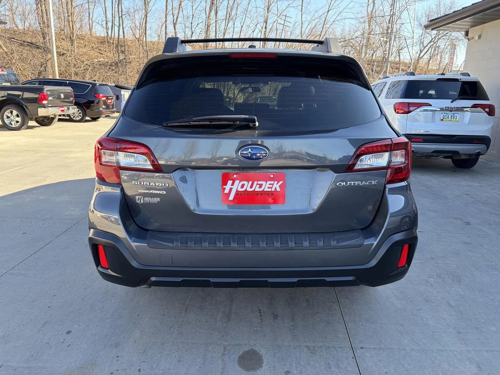 Used 2019 Subaru Outback 2.5i AWD/4WD image 7