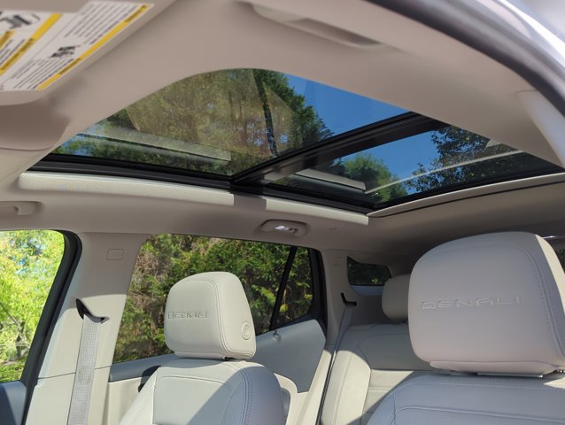 Used 2024 GMC Terrain Denali w/ Denali Premium Package image 26