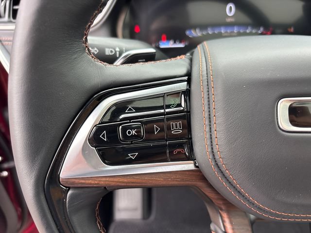 Used 2025 Jeep Grand Cherokee L Summit AWD/4WD image 22