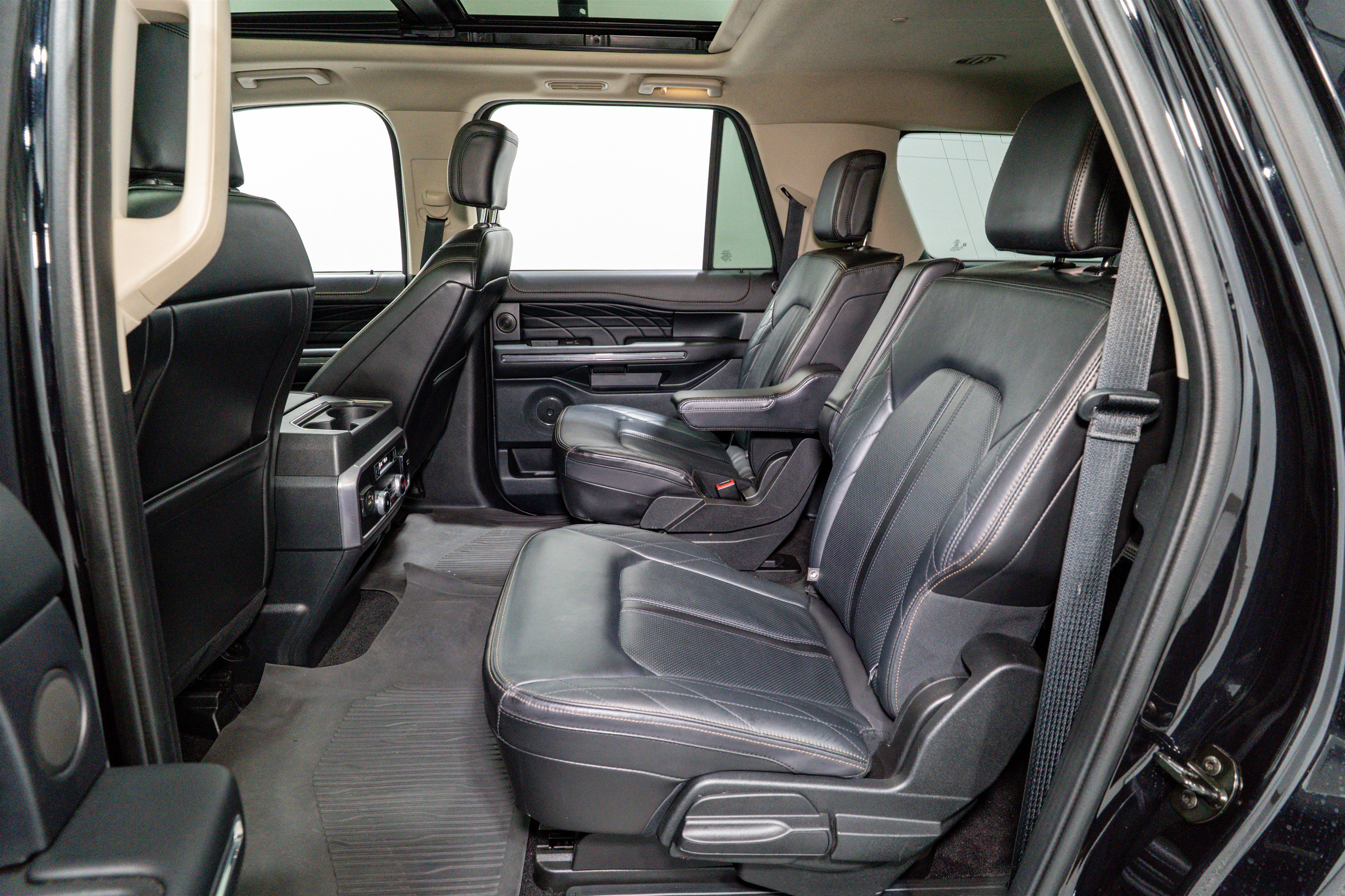 Used 2021 Ford Expedition Max Platinum image 37