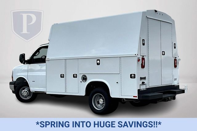 New 2024 Chevrolet Express 3500 w/ Power Convenience Package image 3