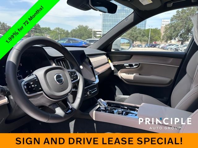 New 2026 Volvo XC90 B6 Plus w/ Protection Package Premier image 18