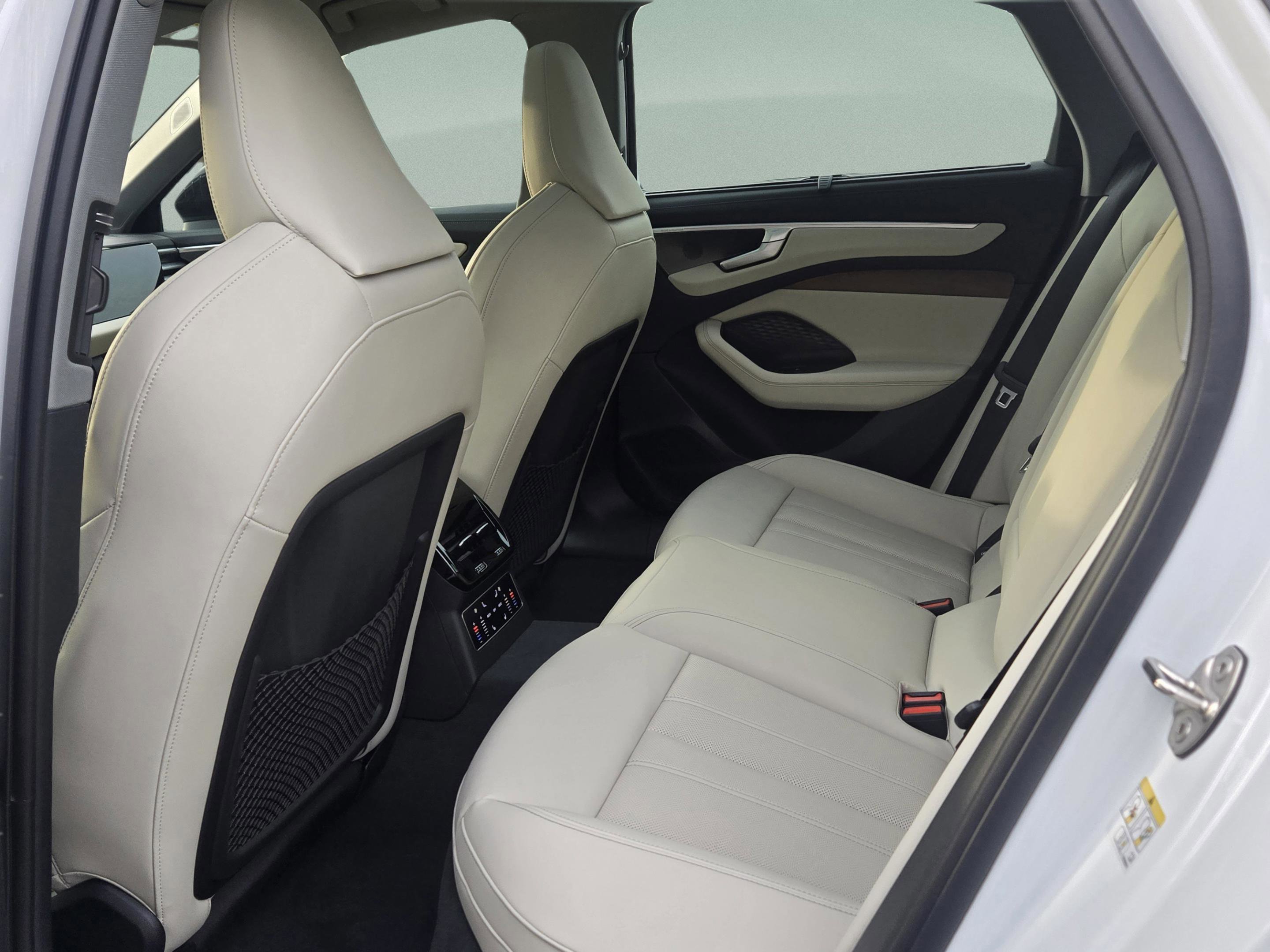 New 2026 Audi A6 Premium Plus image 11